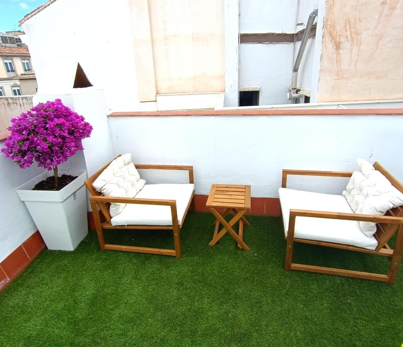 Apartamentos Larios Málaga Extérieur photo