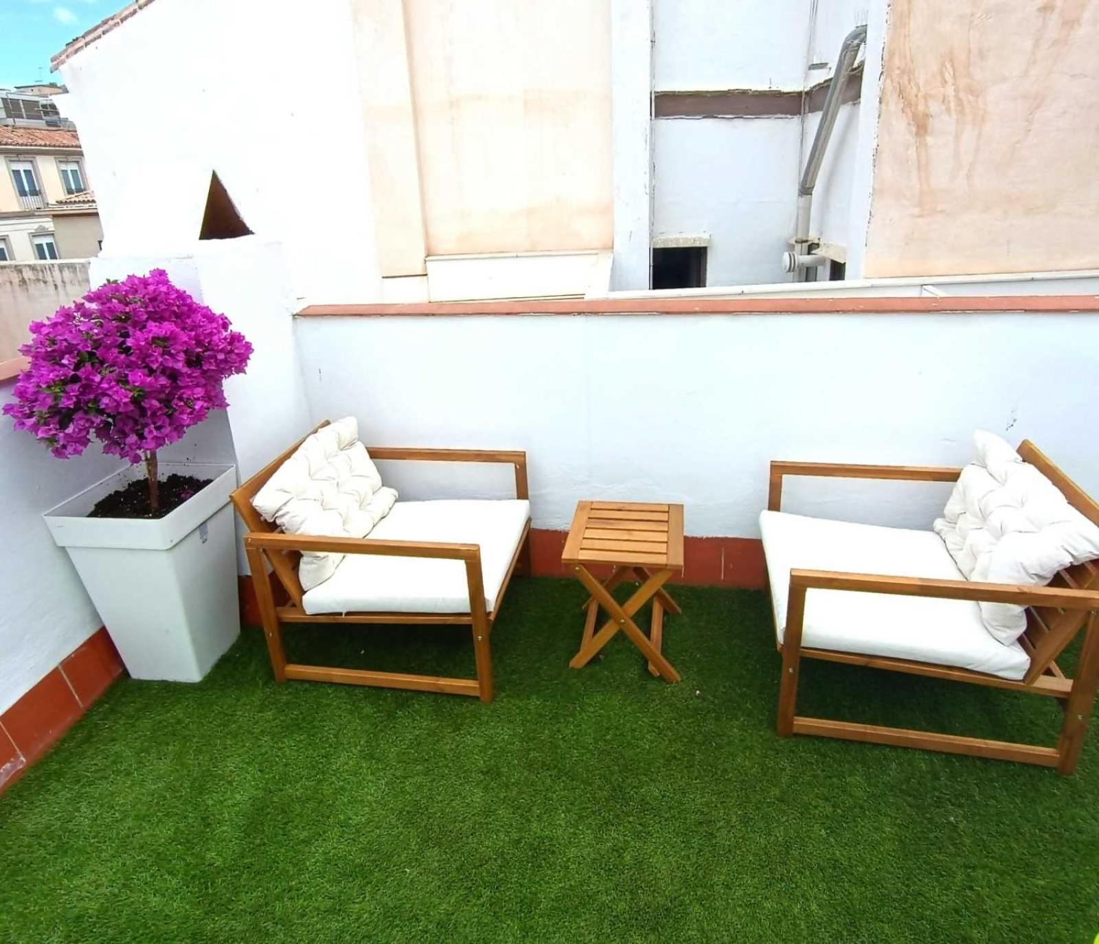 Apartamentos Larios Málaga Extérieur photo